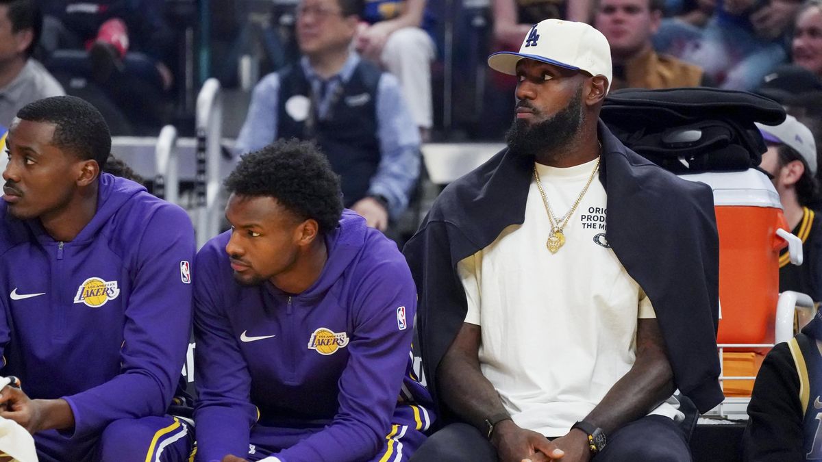 James kvůli zánětu sedacího nervu přijde o úvod nové sezony NBA